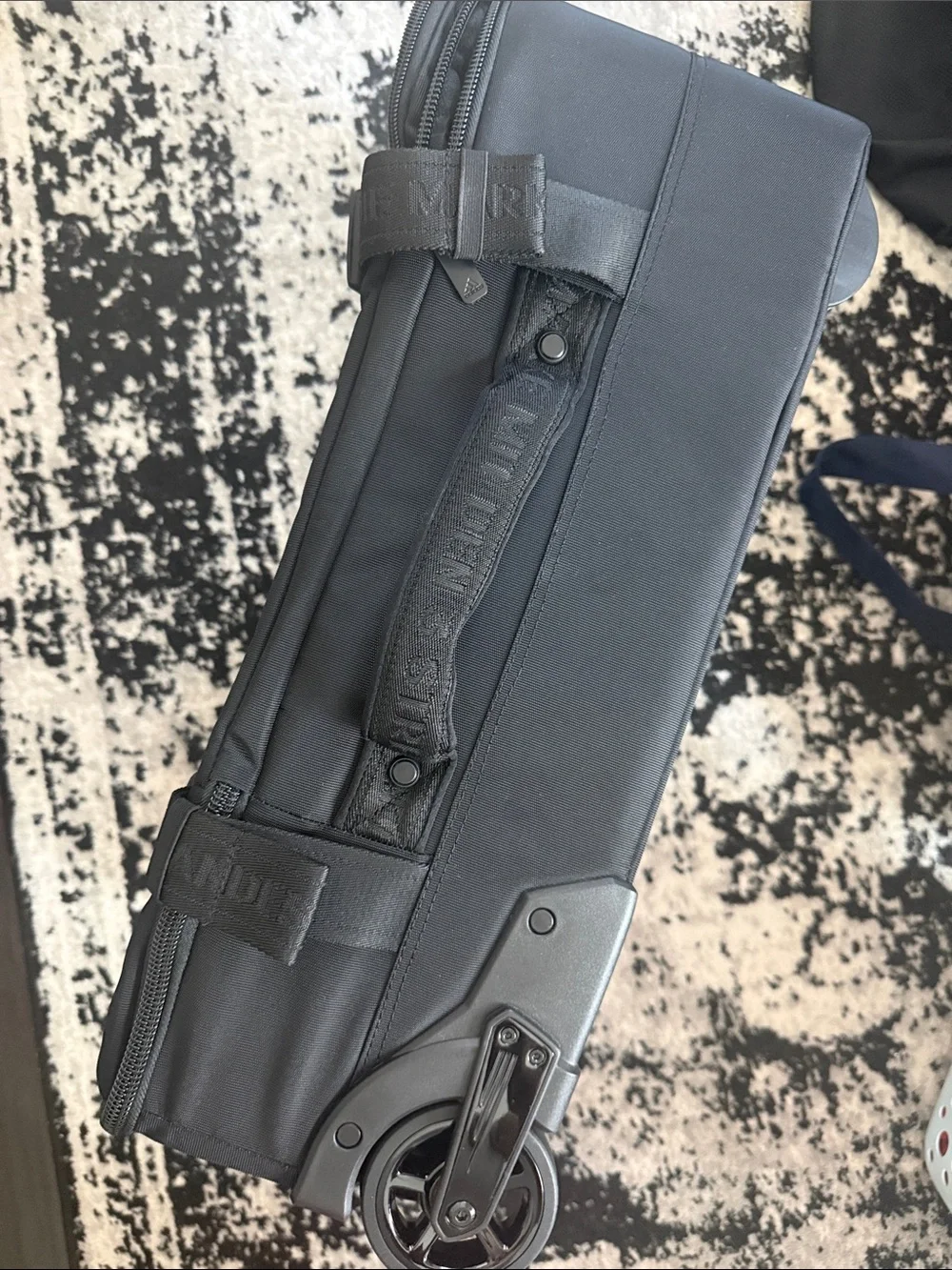 Adidas stadium wheel bag (carryon)